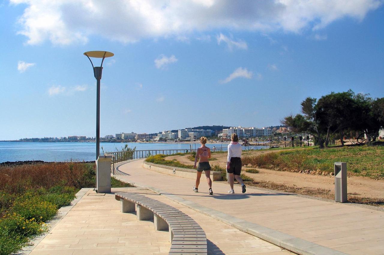 Apartment Josephine - Beachfront Protaras Exterior photo